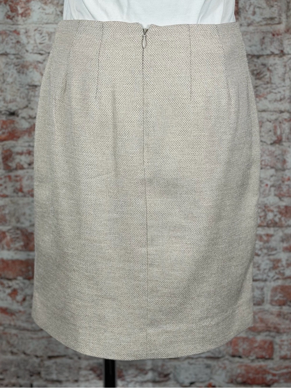 White House Black Market Cream Wrap Pencil Skirt with Blue Trim - Picture 5 of 7